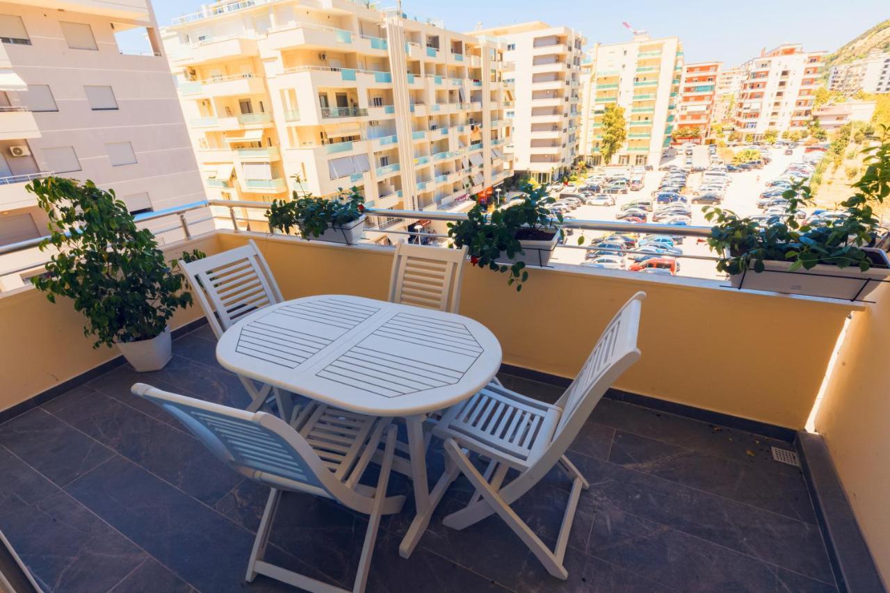 Victoria Lungomare Apartment Vlore Exterior photo